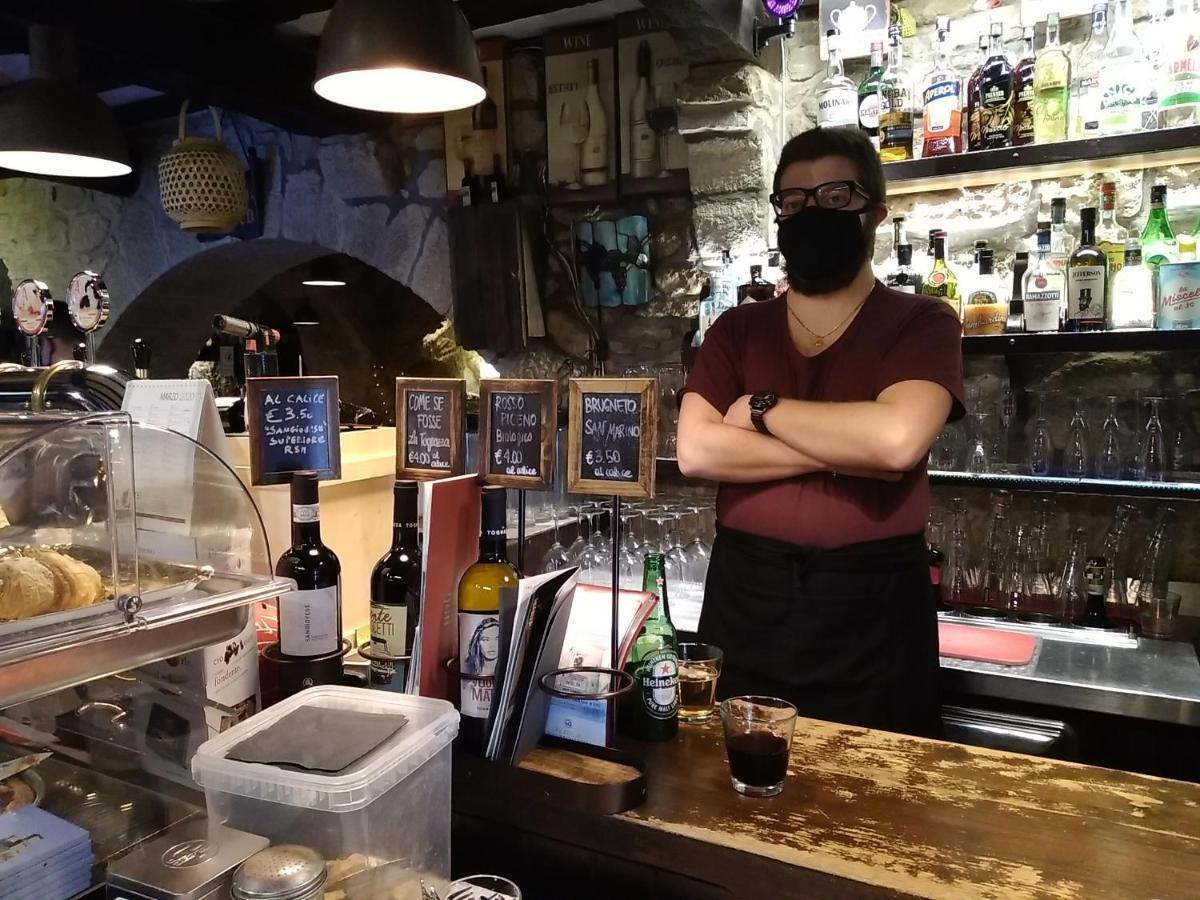 Locanda Cantina Di Bacco 산마리노 외부 사진