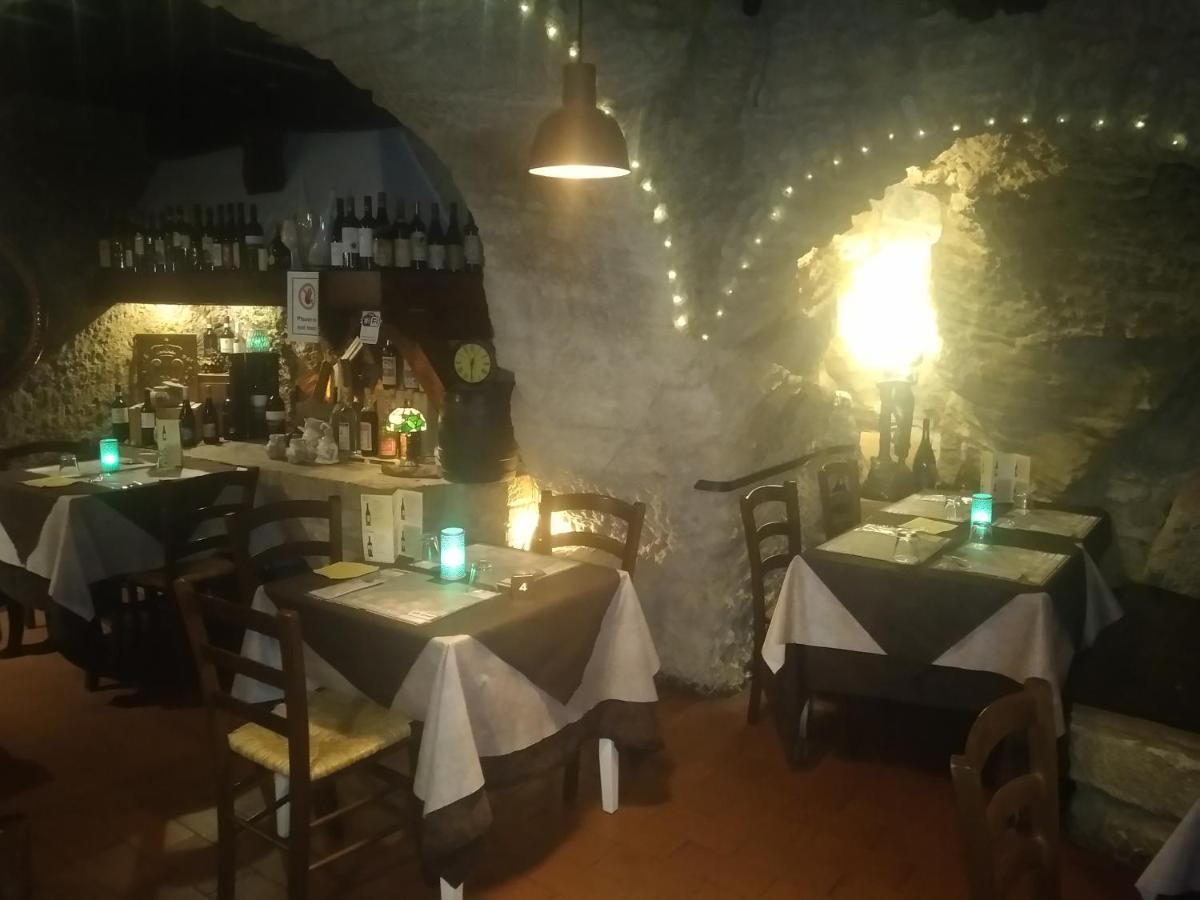 Locanda Cantina Di Bacco 산마리노 외부 사진