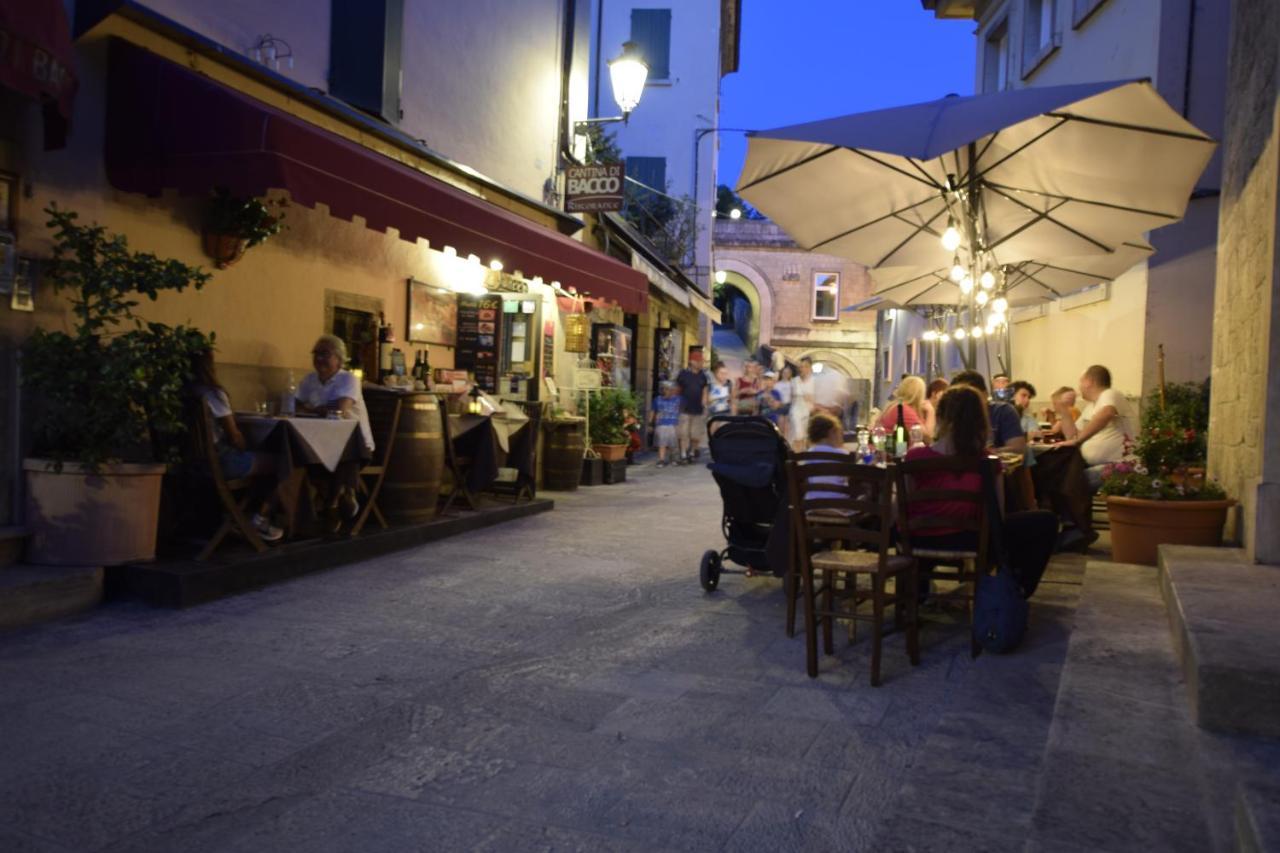 Locanda Cantina Di Bacco 산마리노 외부 사진