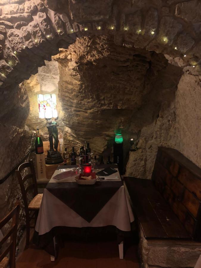 Locanda Cantina Di Bacco 산마리노 외부 사진